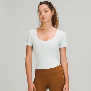 LULULEMON ALIGN™ T-SHIRT
Ocean Air
Size: 8 Like New